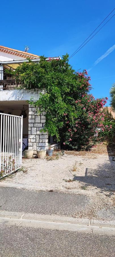 Appartement Chateauneuf Les Martigues Exterior foto